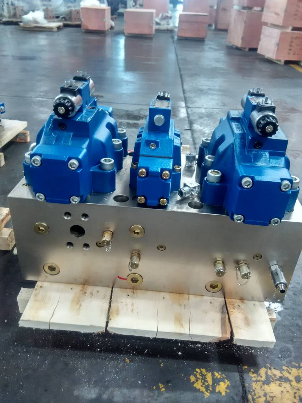 ����YN32-315HXCV-00ϵ�в�װ����ͨѹ������