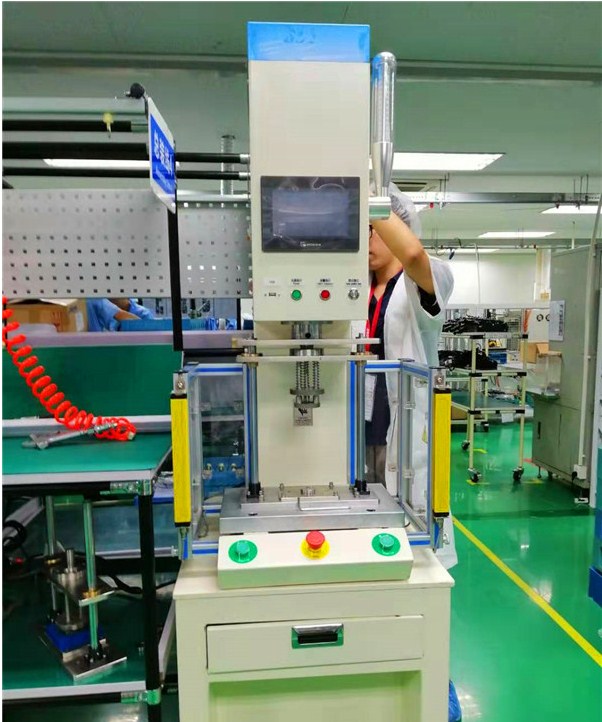 �����ŷ�ѹ����  λ����í�ŷ�ѹ����